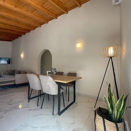 Magellanos Mint House- Kinopiastes Holiday home *