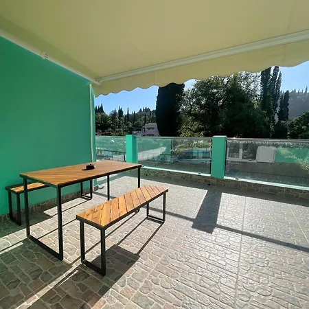 Magellanos Mint House- Kinopiastes Holiday home *
