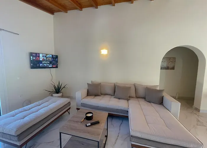 Magellanos Mint House- Kinopiastes