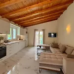 Magellanos Mint House- Kinopiastes *